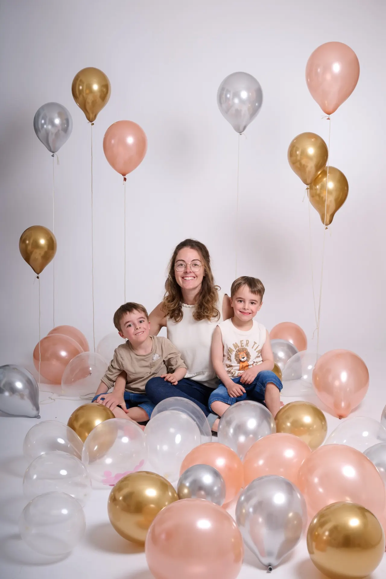 Séance photo parents et enfants en lumière naturelle